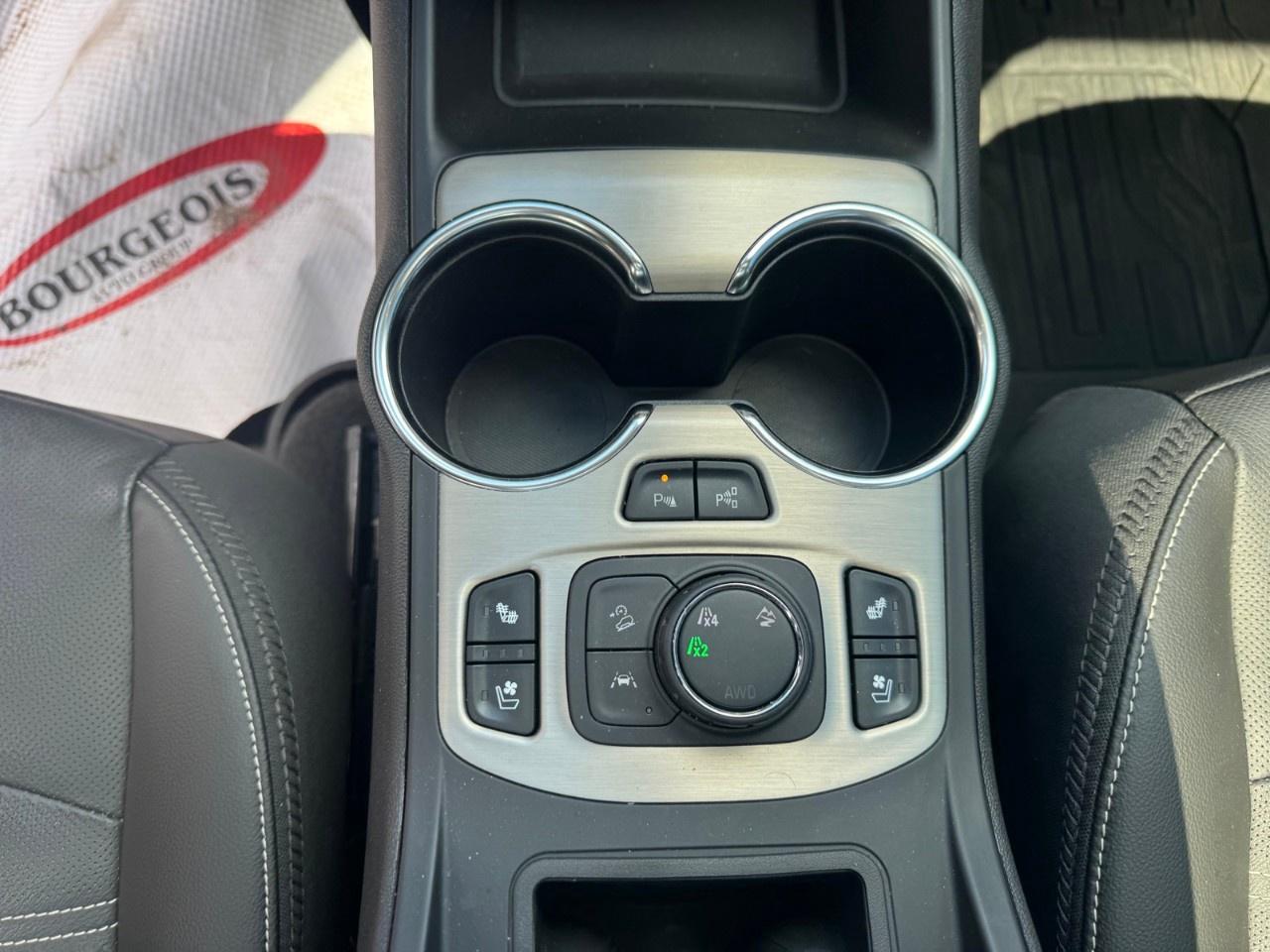 2024 GMC Terrain AWD Denali Photo