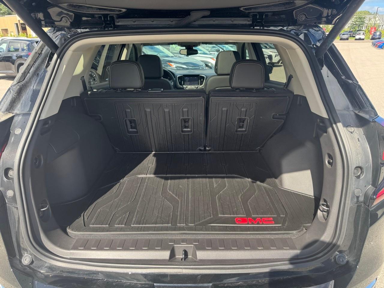 2024 GMC Terrain AWD Denali Photo