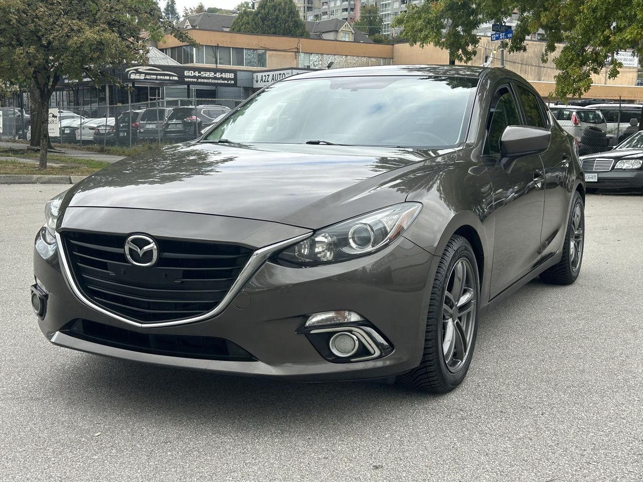 2014 Mazda MAZDA3 GS-SKY - Photo #1