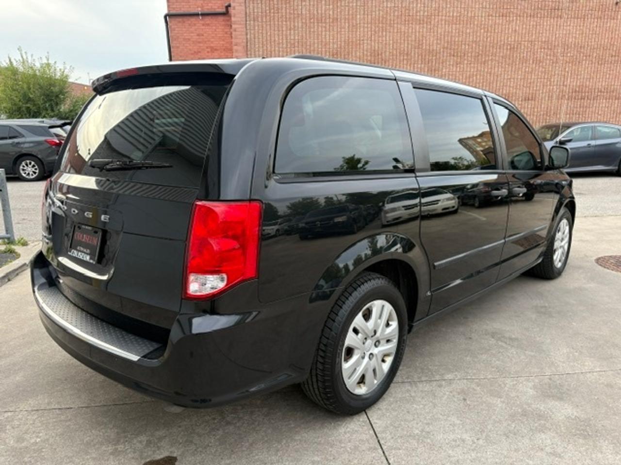 2016 Dodge Grand Caravan ONLY 85,000KM-1 OWNER-CERTIFIED-WE FINANCE!! Photo4