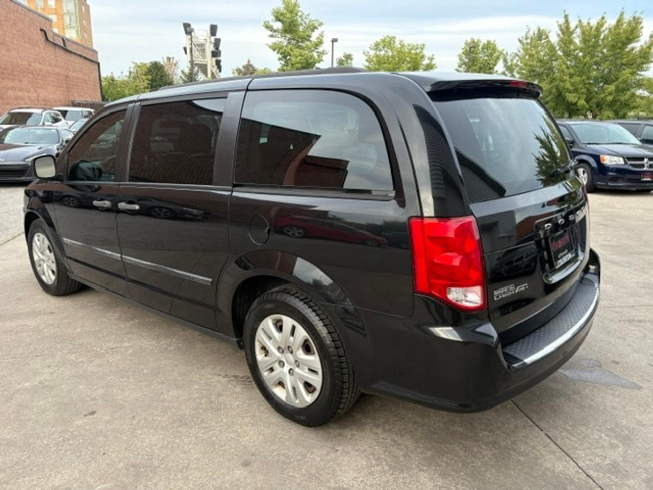 2016 Dodge Grand Caravan ONLY 85,000KM-1 OWNER-CERTIFIED-WE FINANCE!! Photo