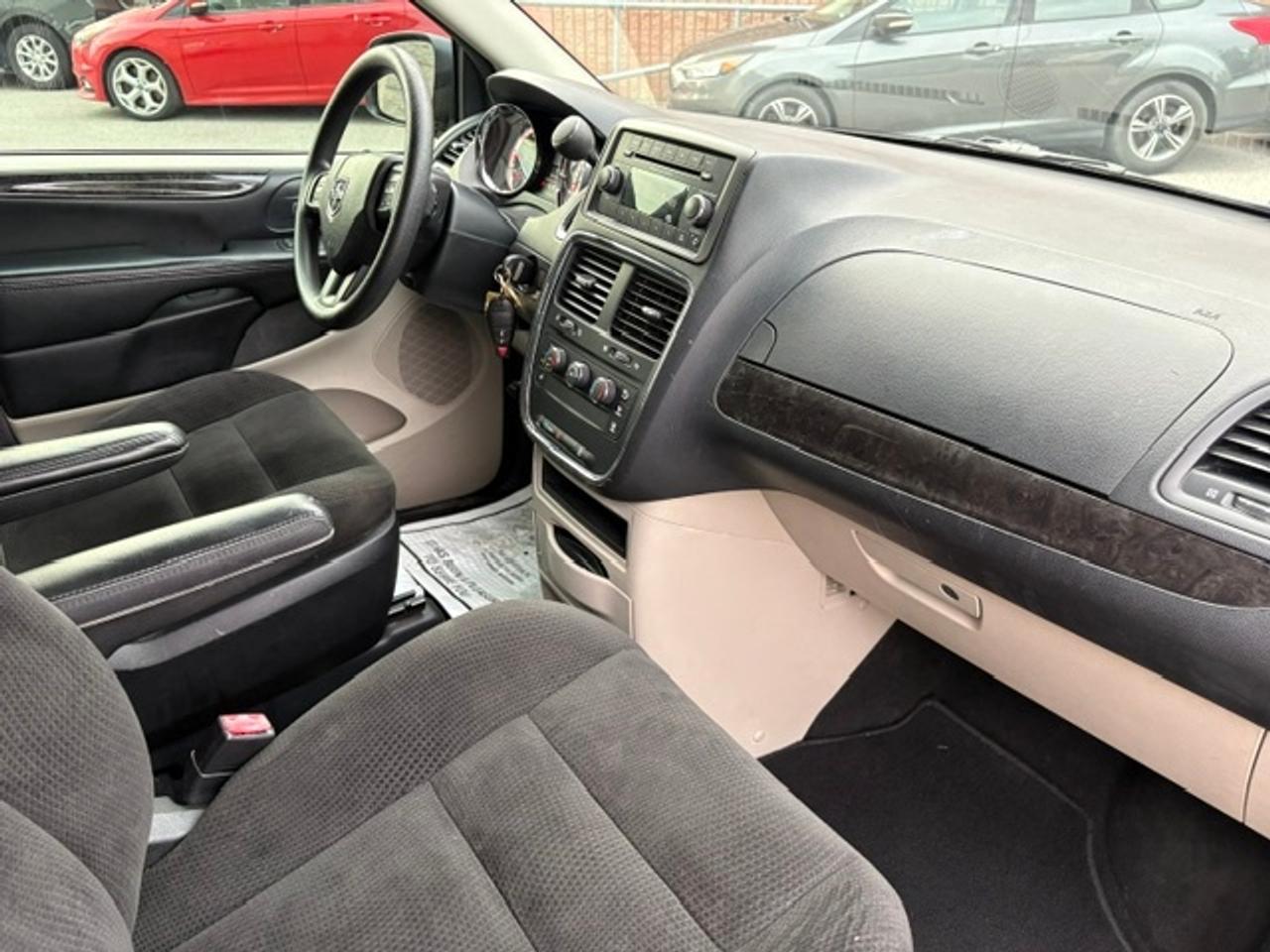 2016 Dodge Grand Caravan ONLY 85,000KM-1 OWNER-CERTIFIED-WE FINANCE!! Photo