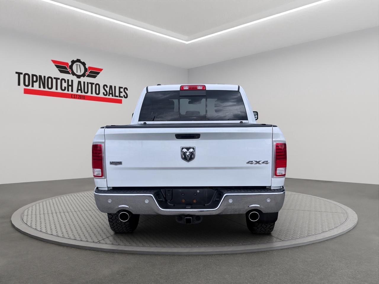 2017 RAM 1500 4WD Crew Cab 140.5" Laramie Photo
