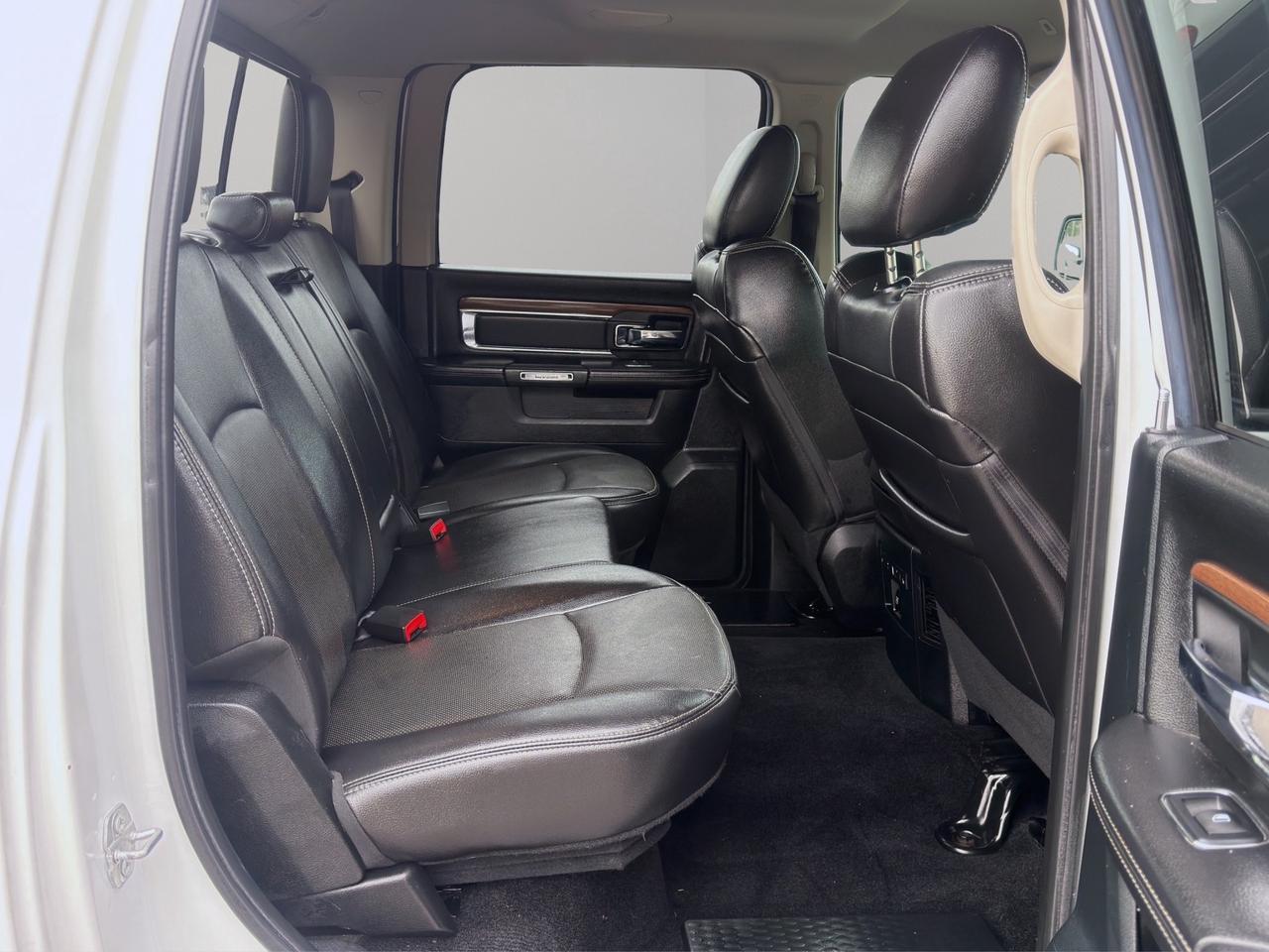 2017 RAM 1500 4WD Crew Cab 140.5" Laramie Photo