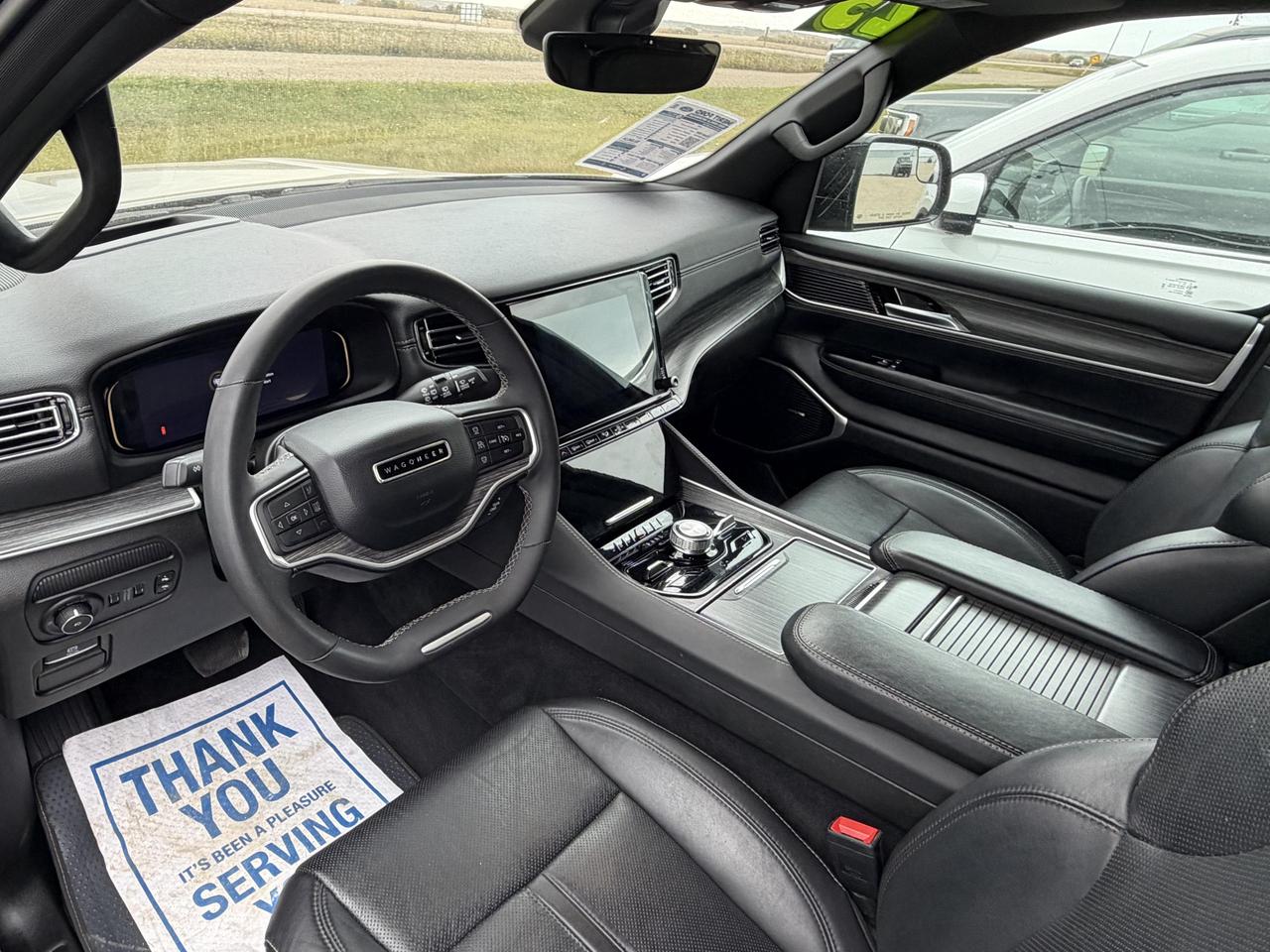 2023 Jeep Wagoneer Series III 3.0L I–6 Hurricane Twin Turbo Photo3