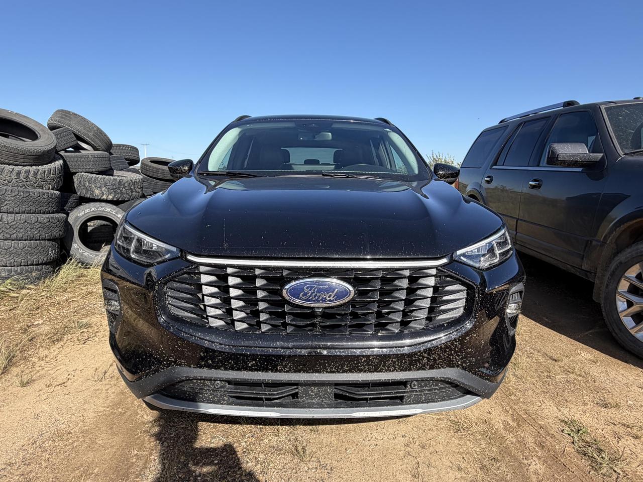 2024 Ford Escape Platinum Photo1