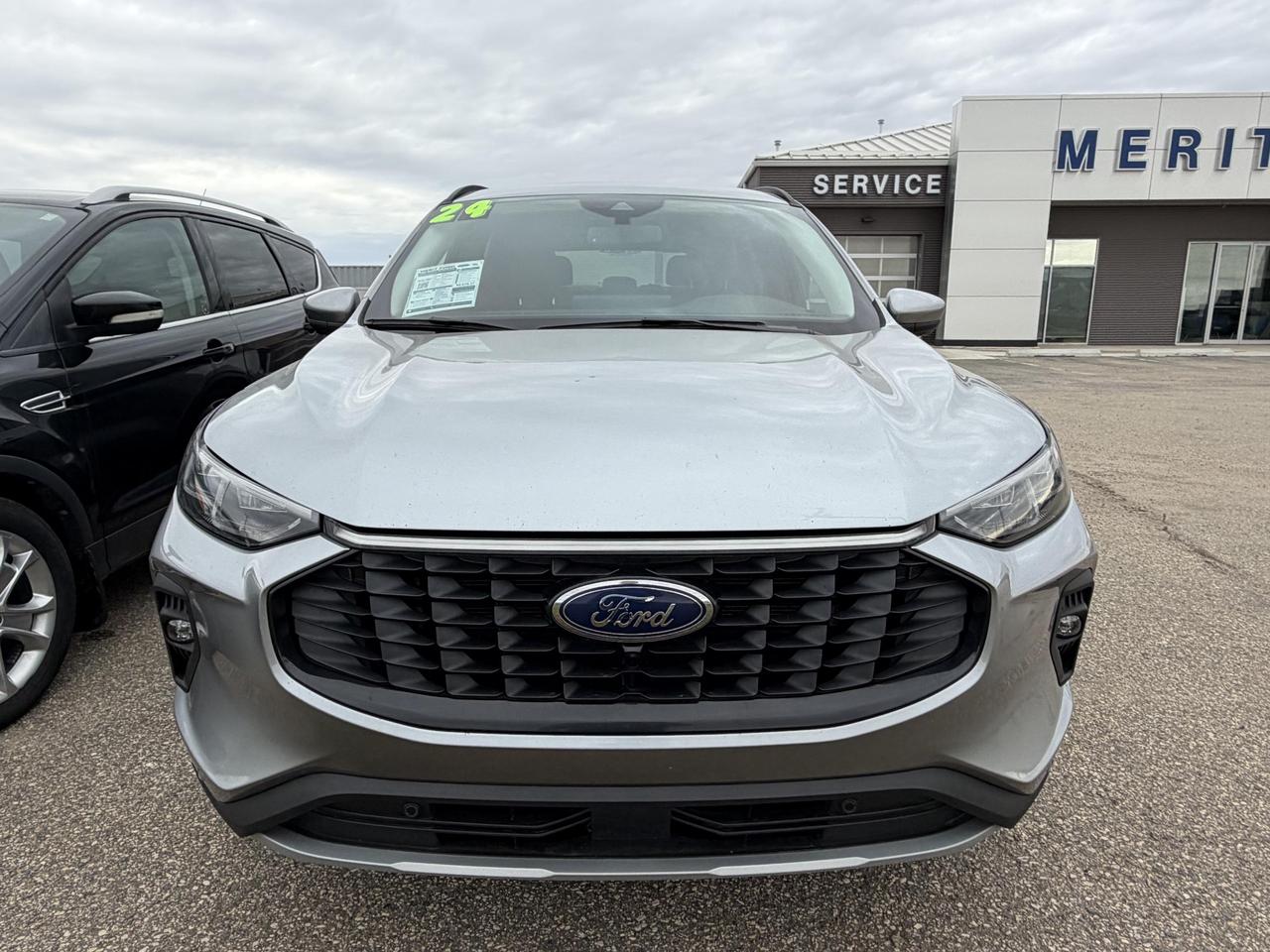2024 Ford Escape Platinum Photo1