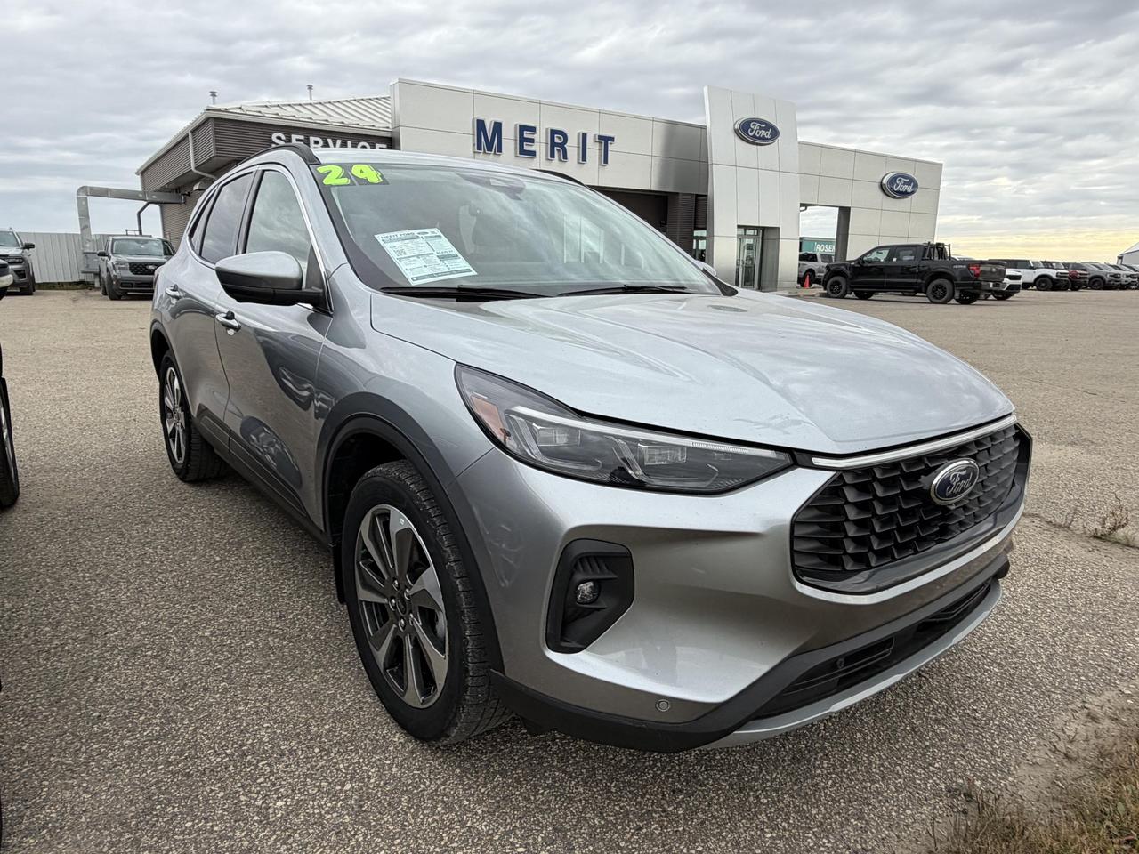 2024 Ford Escape Platinum Photo0