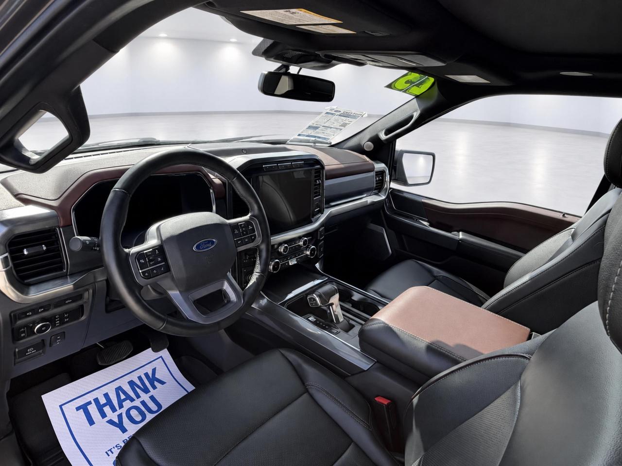 2023 Ford F-150 LARIAT 3.5L POWERBOOST 502A+ Photo3
