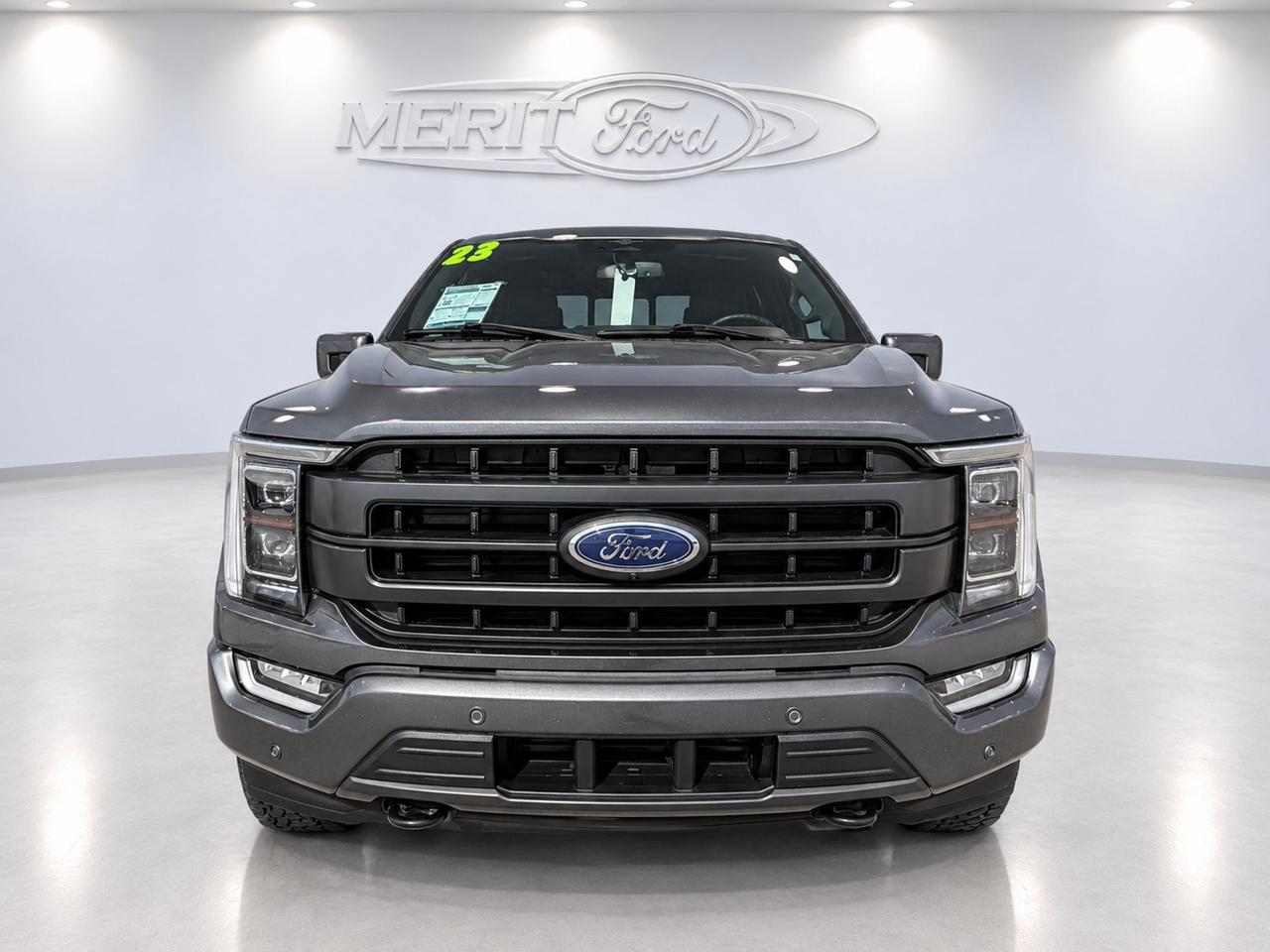 2023 Ford F-150 LARIAT 3.5L POWERBOOST 502A+ Photo2