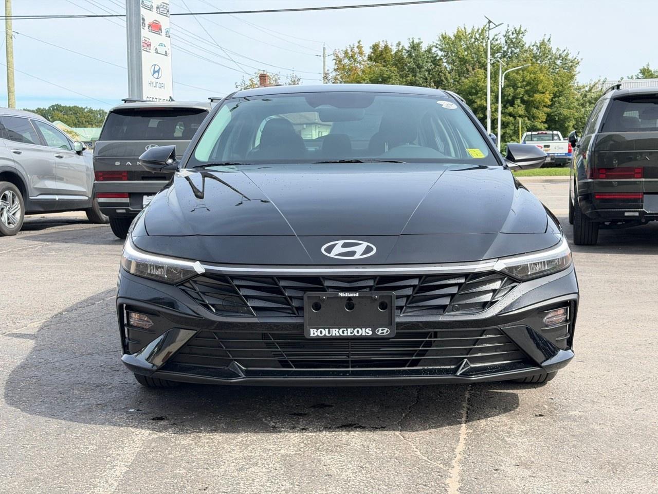 2026 Hyundai Elantra Essential IVT Photo