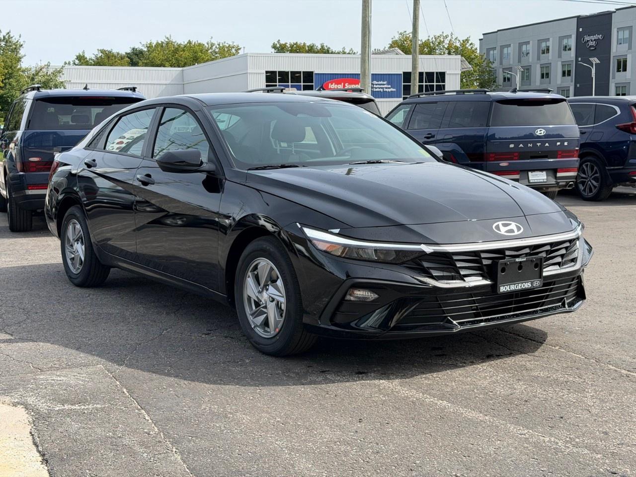 2026 Hyundai Elantra Essential IVT Photo