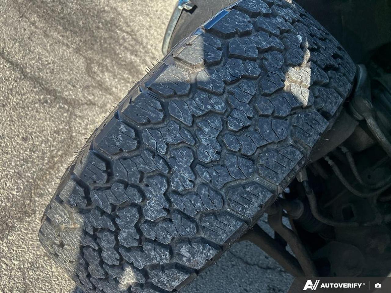 2024 Chevrolet Silverado 1500 LT Z71 OFF-ROAD PKG | HEATED STEERING WHEEL | HEATED Photo