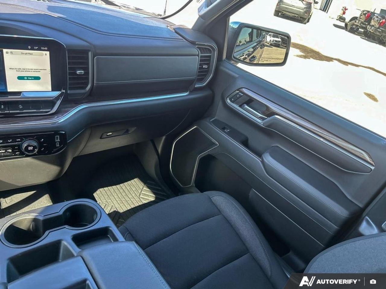 2024 Chevrolet Silverado 1500 LT Z71 OFF-ROAD PKG | HEATED STEERING WHEEL | HEATED Photo