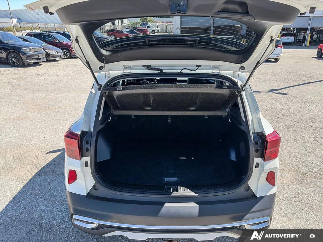 2022 Kia Seltos SX Turbo w/Black Interior FULLY LOADED | TURBO POWER & EFFICIENCY Photo
