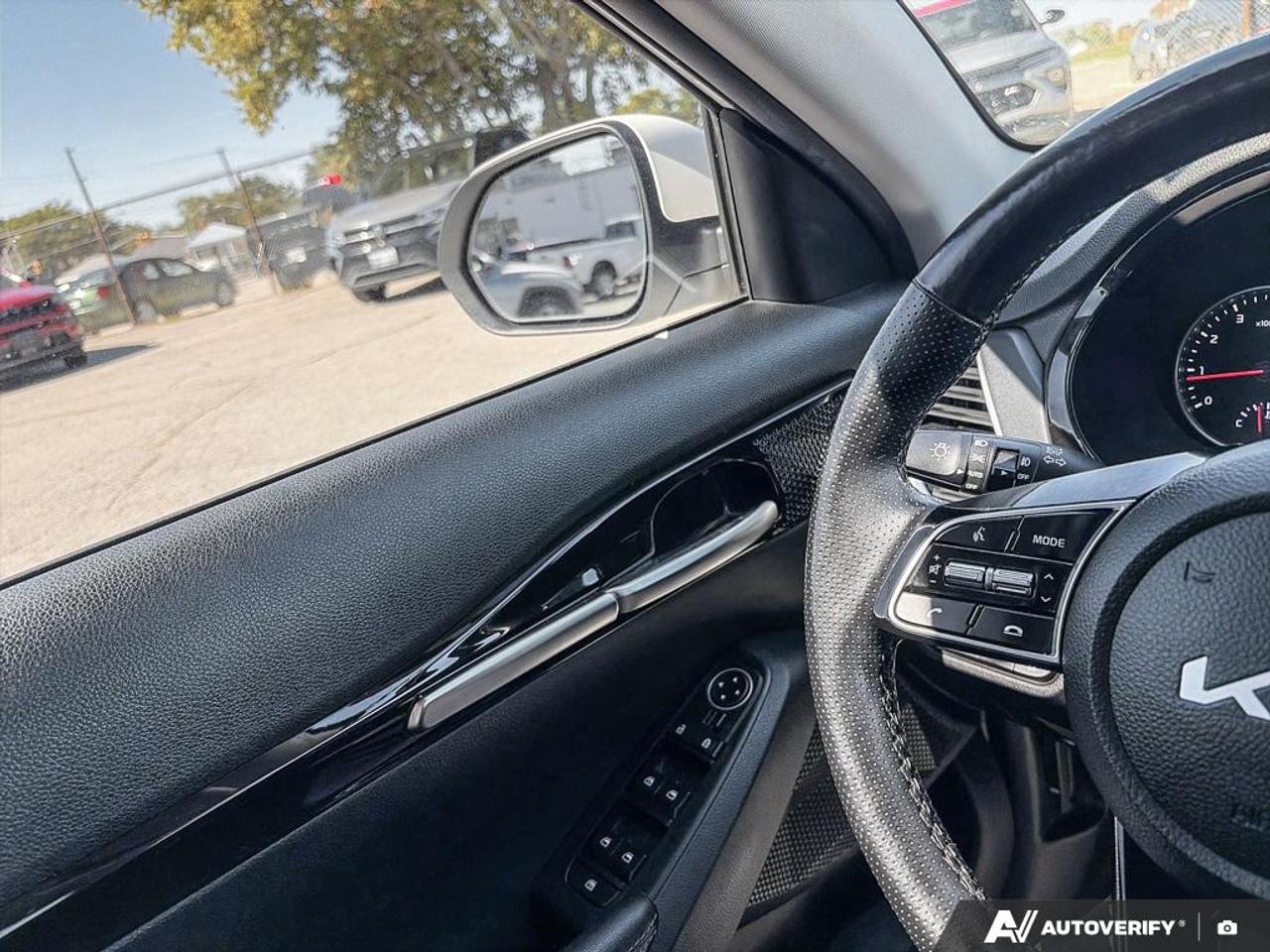 2022 Kia Seltos SX Turbo w/Black Interior FULLY LOADED | TURBO POWER & EFFICIENCY Photo