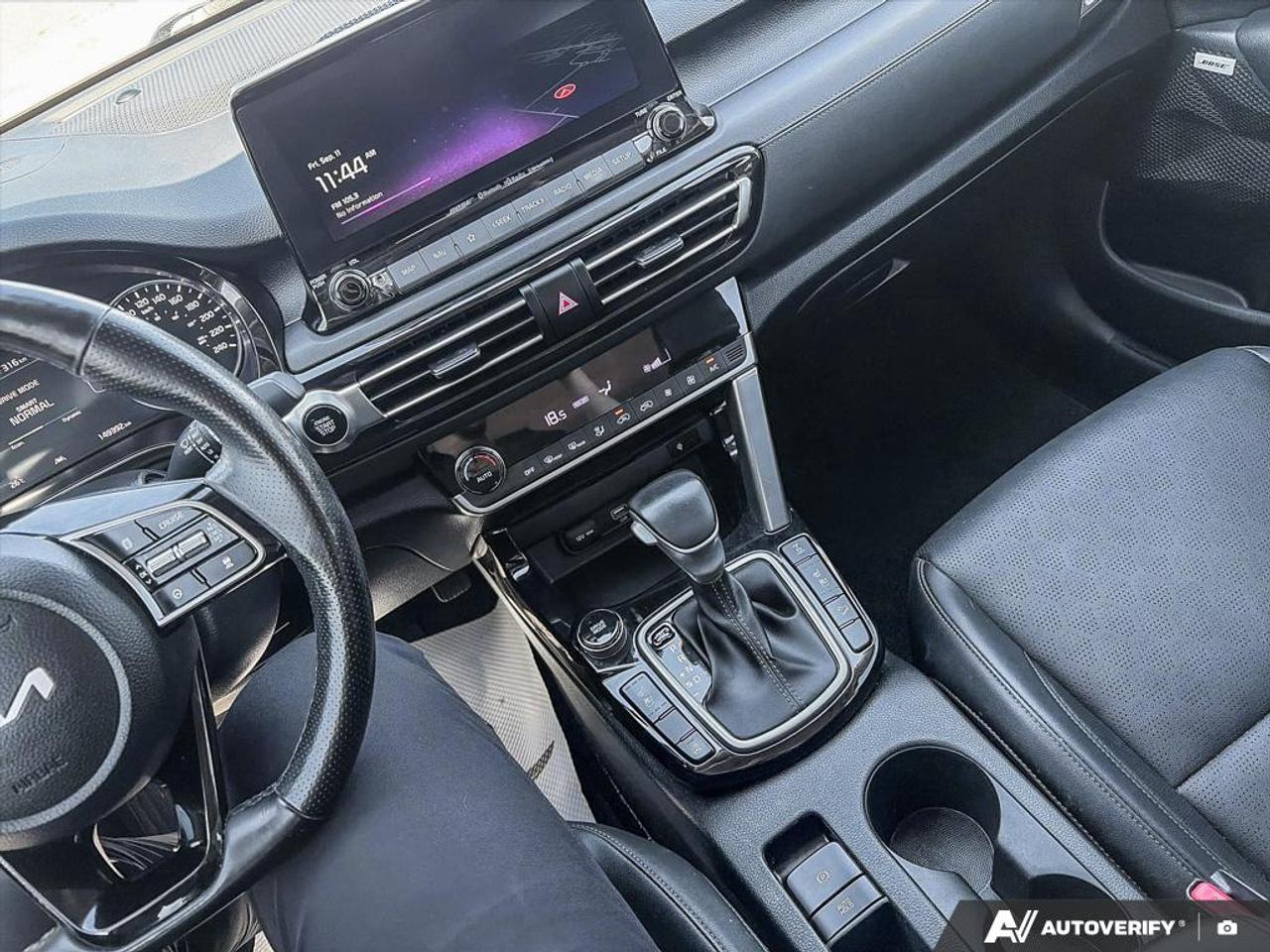 2022 Kia Seltos SX Turbo w/Black Interior FULLY LOADED | TURBO POWER & EFFICIENCY Photo
