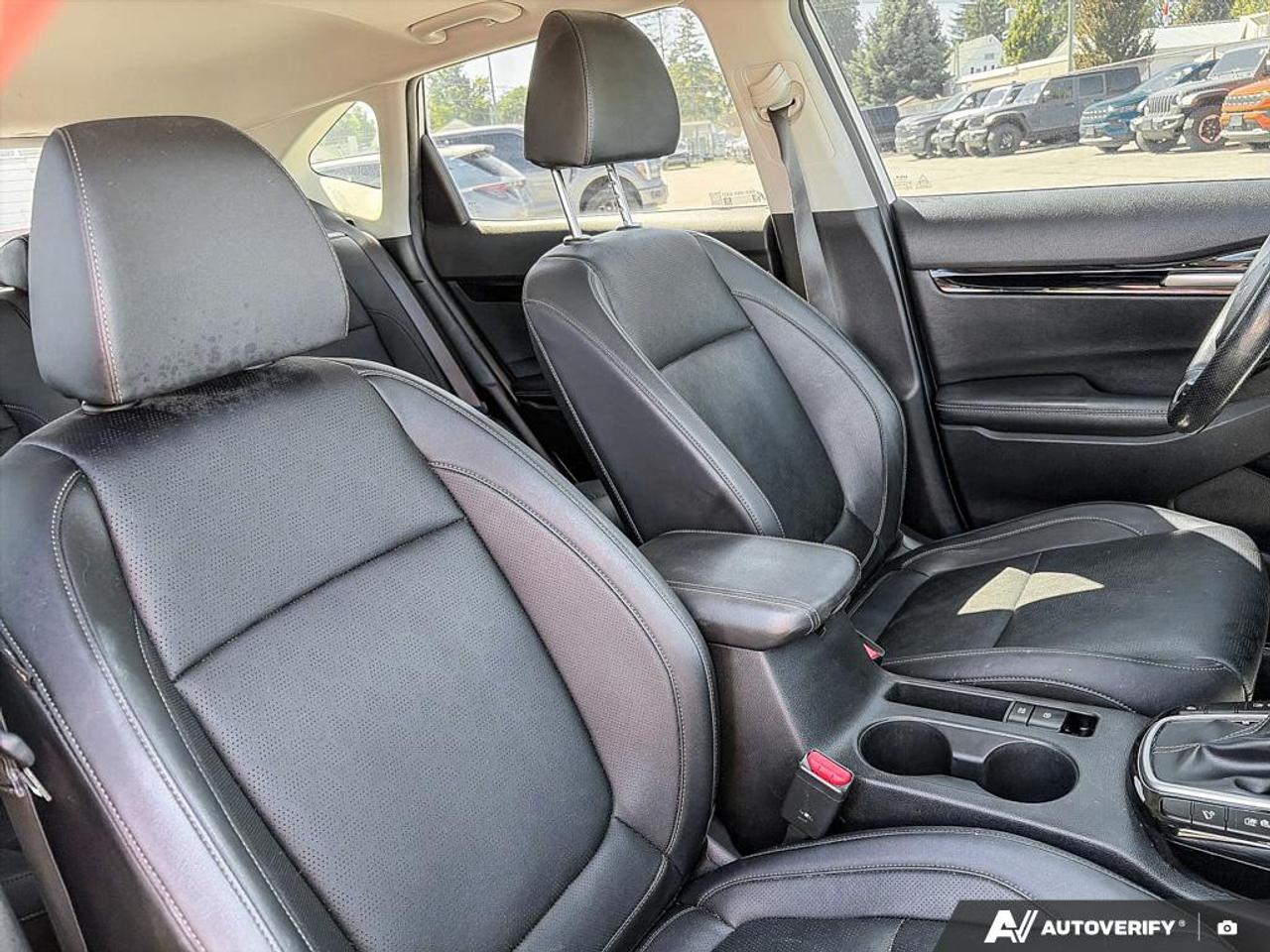 2022 Kia Seltos SX Turbo w/Black Interior FULLY LOADED | TURBO POWER & EFFICIENCY Photo