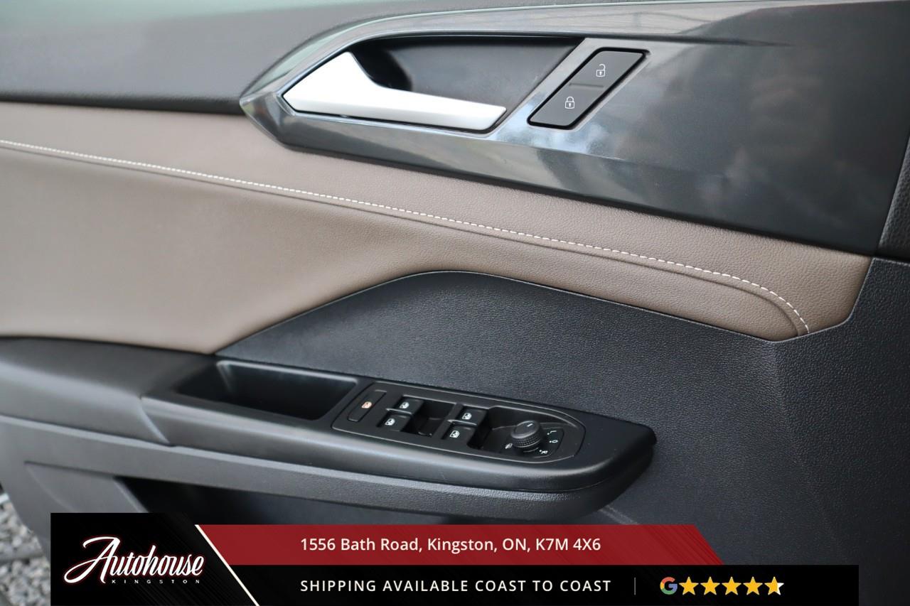 2022 Volkswagen Taos Highline PANO SUNROOF - NAVIGATION Photo