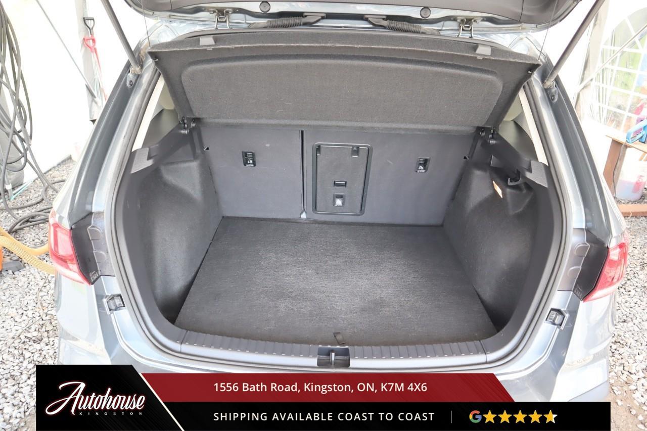 2022 Volkswagen Taos Highline PANO SUNROOF - NAVIGATION Photo