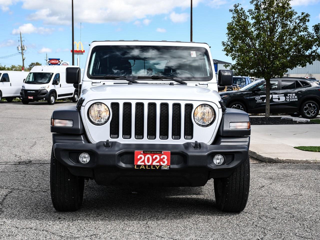 2023 Jeep Wrangler SPORT Photo1