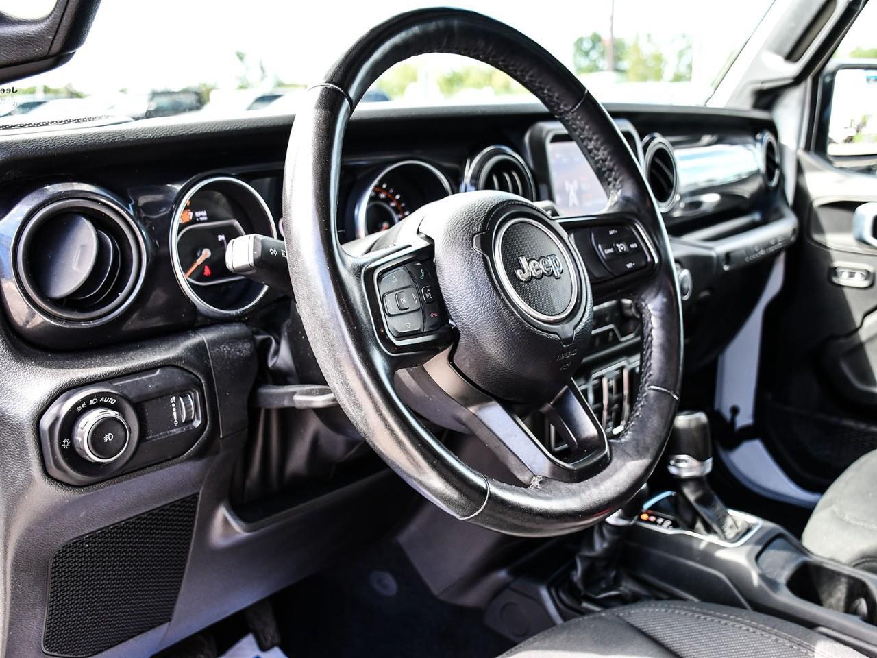 2023 Jeep Wrangler SPORT Photo