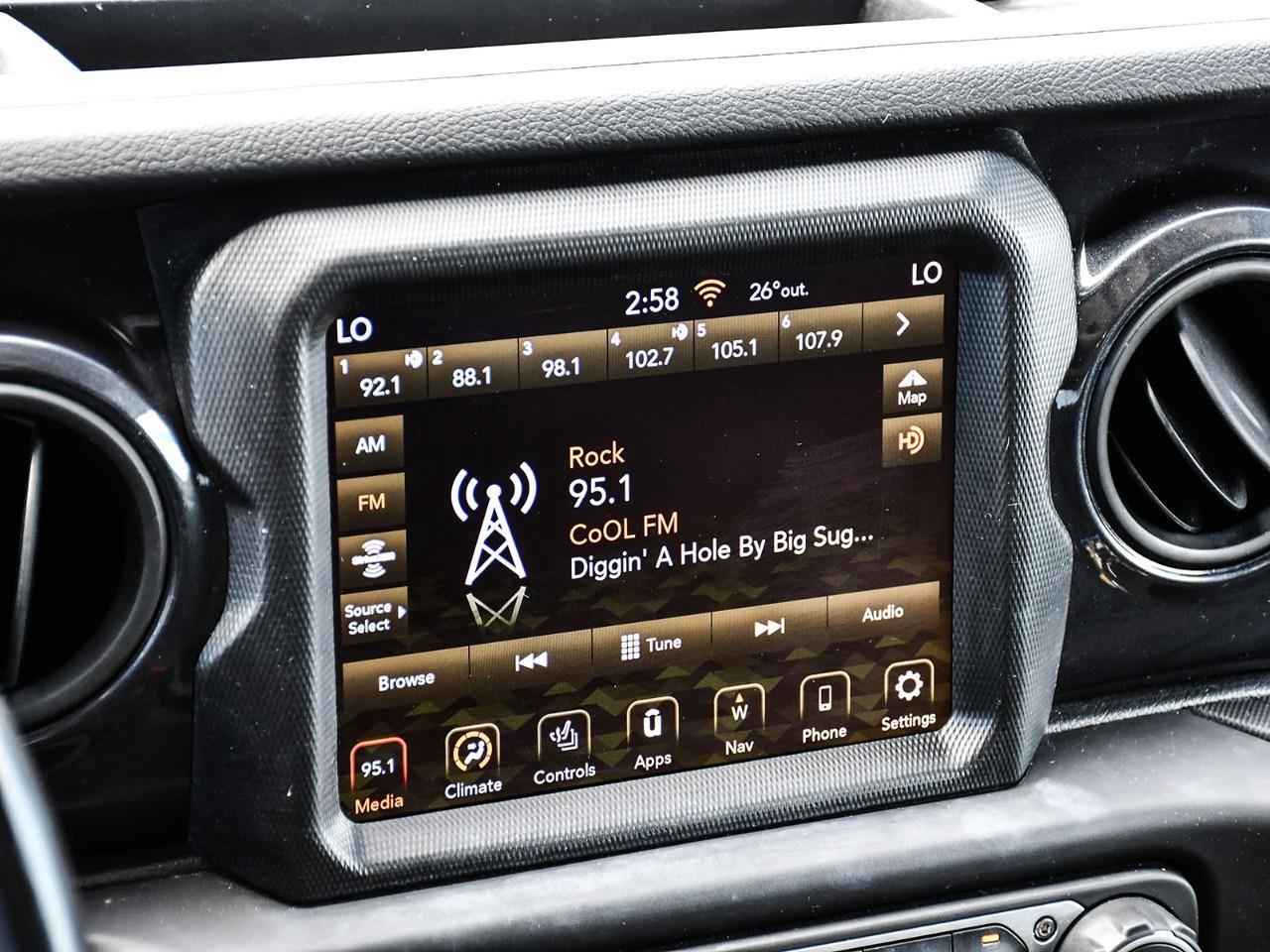 2023 Jeep Wrangler SPORT Photo