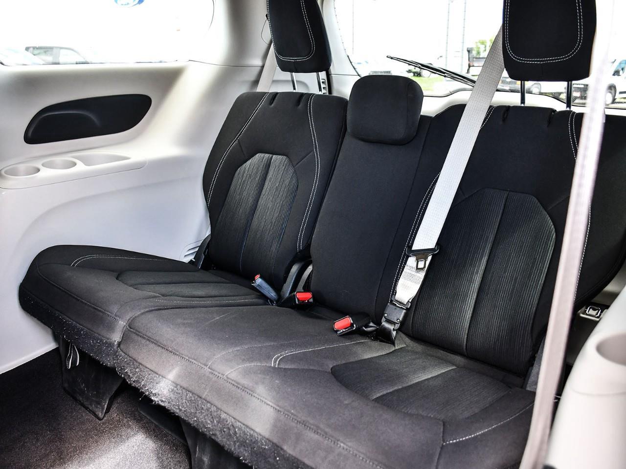 2023 Dodge Grand Caravan SXT Photo