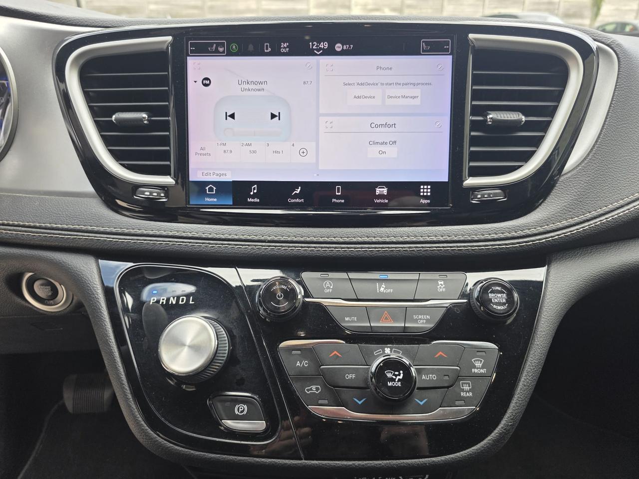 2022 Chrysler Pacifica Touring L Photo