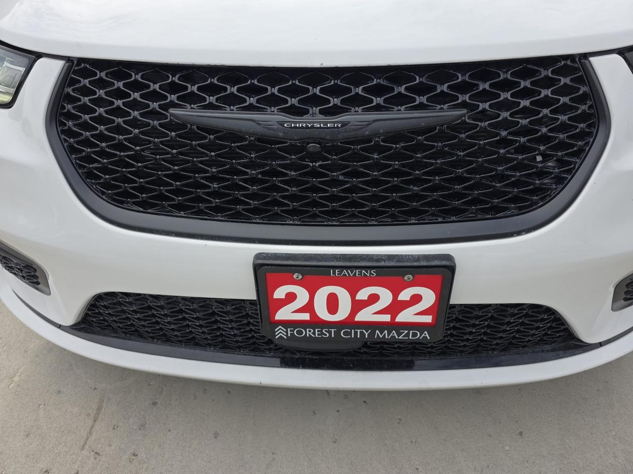 2022 Chrysler Pacifica Touring L Photo