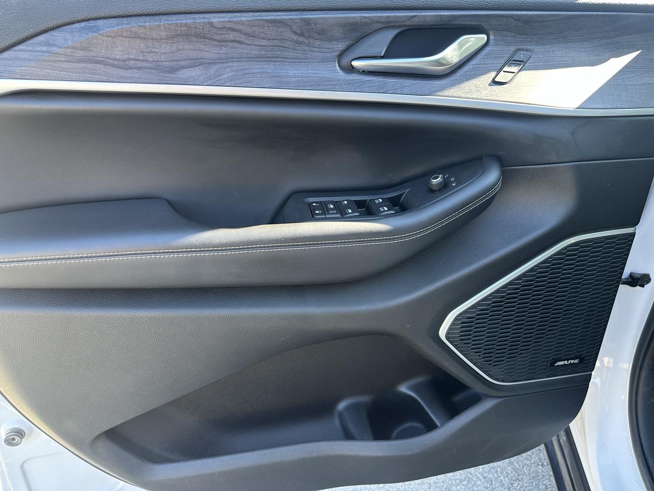 2023 Jeep Grand Cherokee Limited Photo