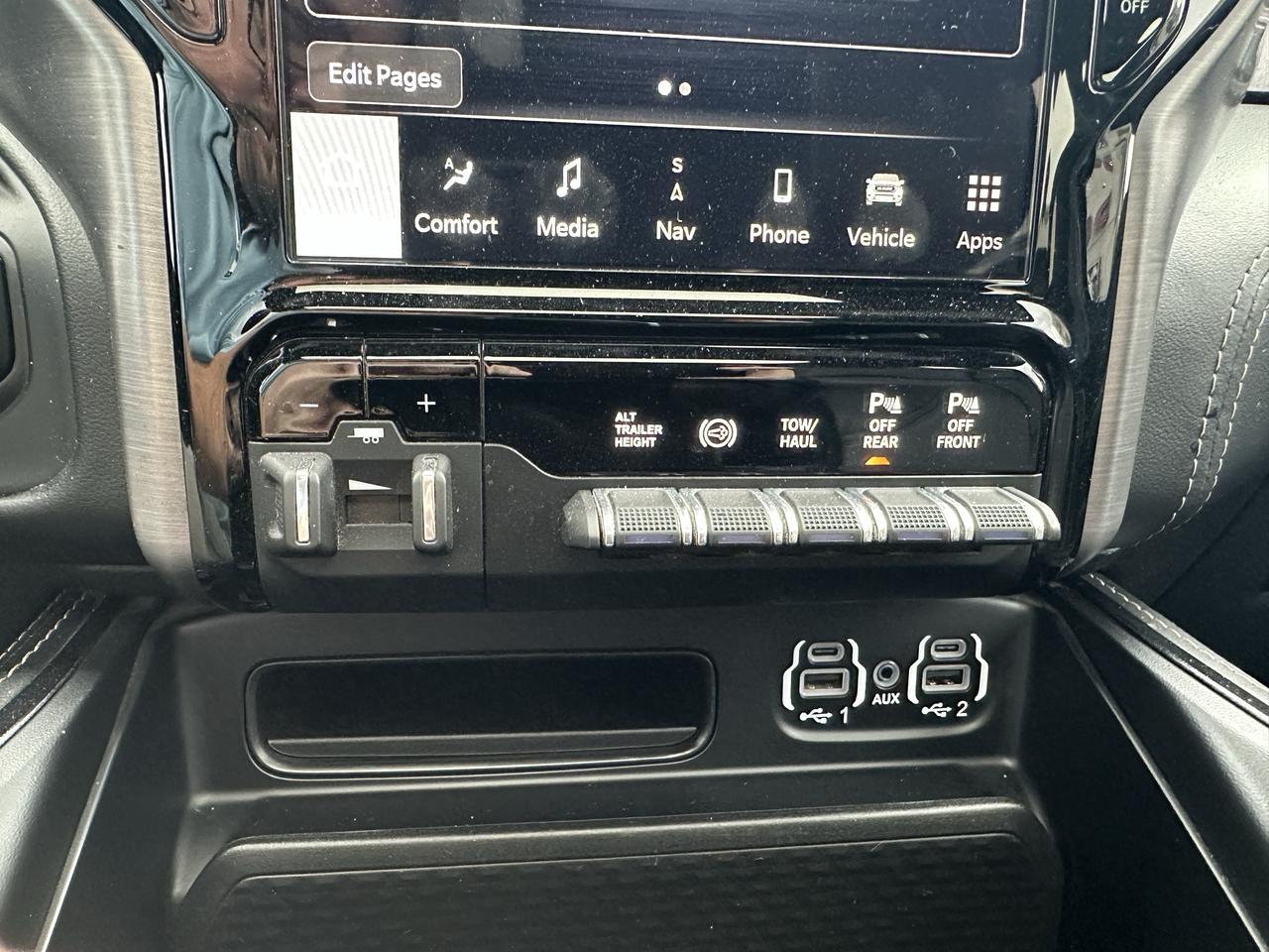 2023 RAM 2500 Rebel Photo