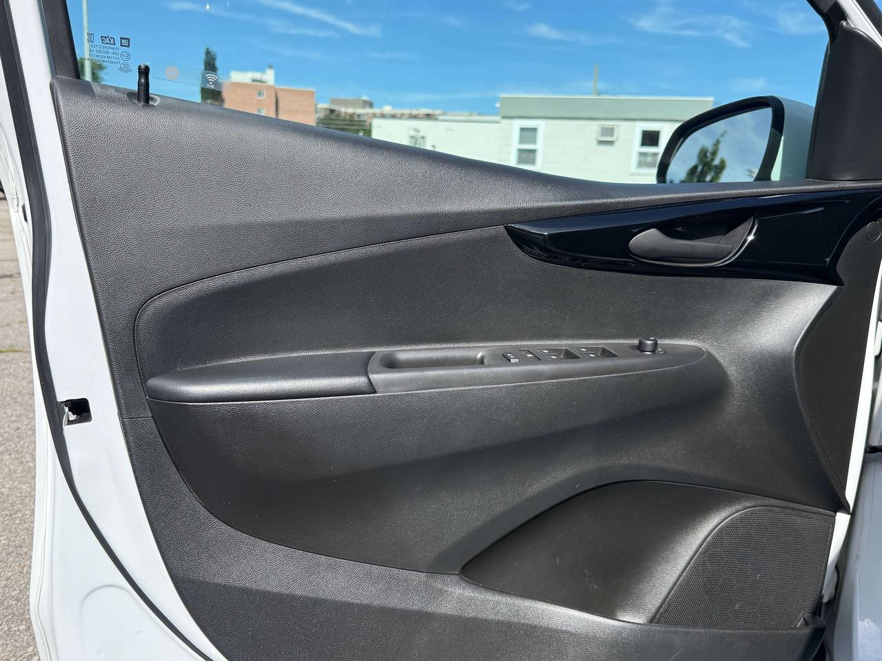 2021 Chevrolet Spark 1LT | BLUETOOTH | TOUCHSCREEN | Photo