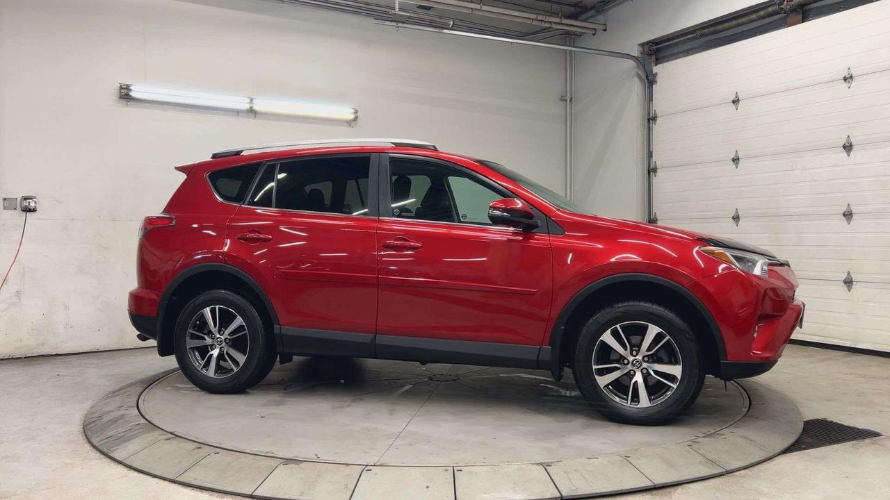 2016 Toyota RAV4 XLE AWD | LOW KMS! | SUNROOF | HTD SEATS | ALLOYS Photo5