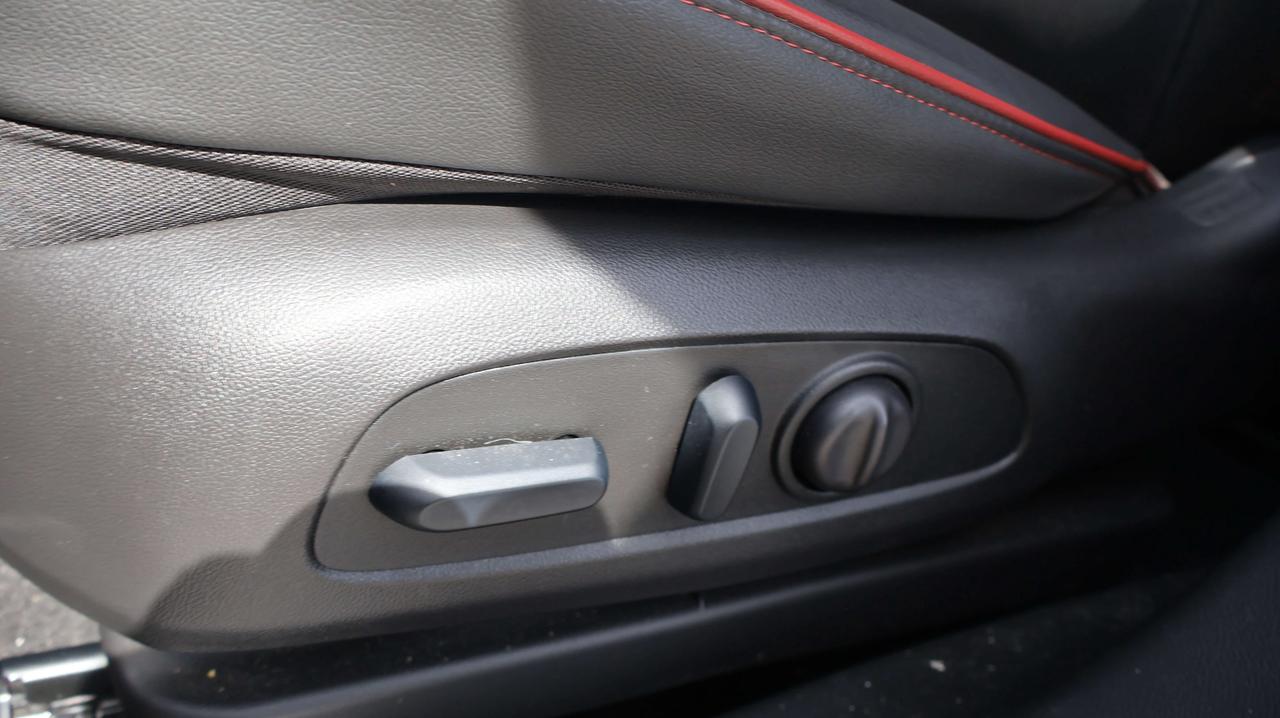 2024 Chevrolet TrailBlazer RS | Heated Steering | Keyless Entry Photo