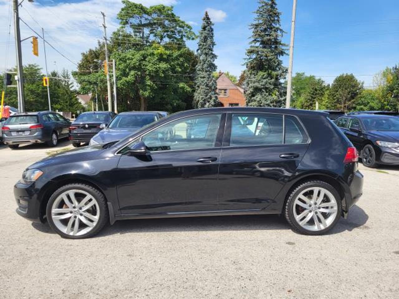 2017 Volkswagen Golf Highline Photo