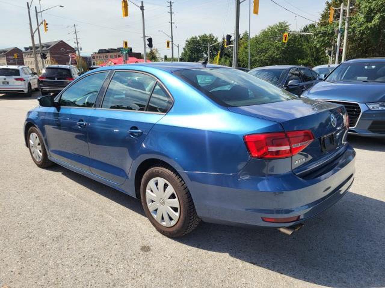 2015 Volkswagen Jetta Trendline Photo4