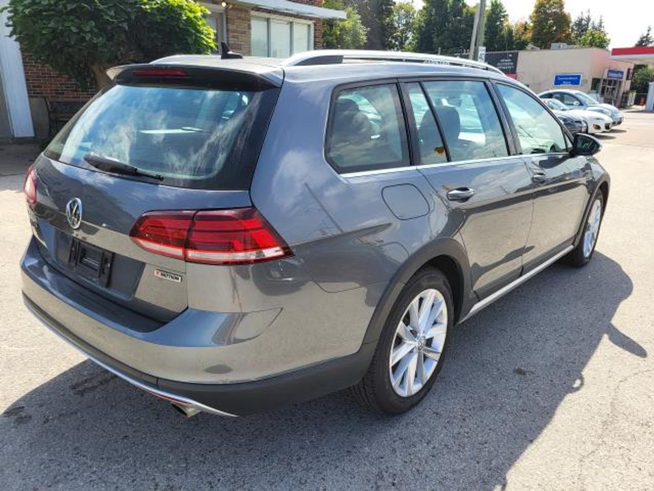 2019 Volkswagen Golf Alltrack HIGHLINE Photo