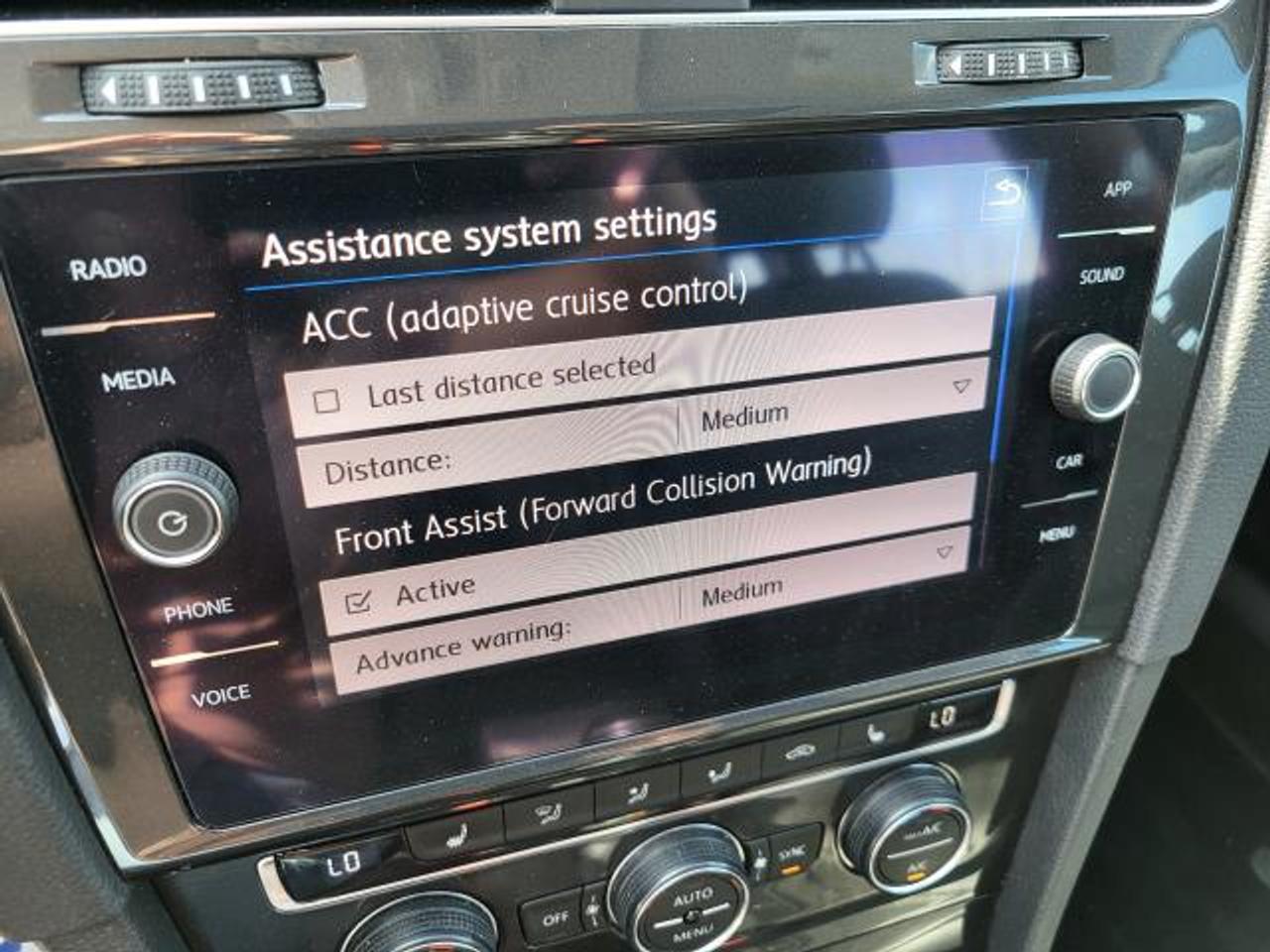 2019 Volkswagen Golf Alltrack HIGHLINE Photo