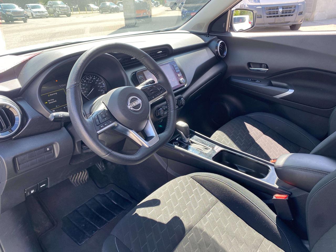 2025 Nissan Kicks SV, REMOTE START, BALANCE OF FACTORY WARRANTY! - Photo #12