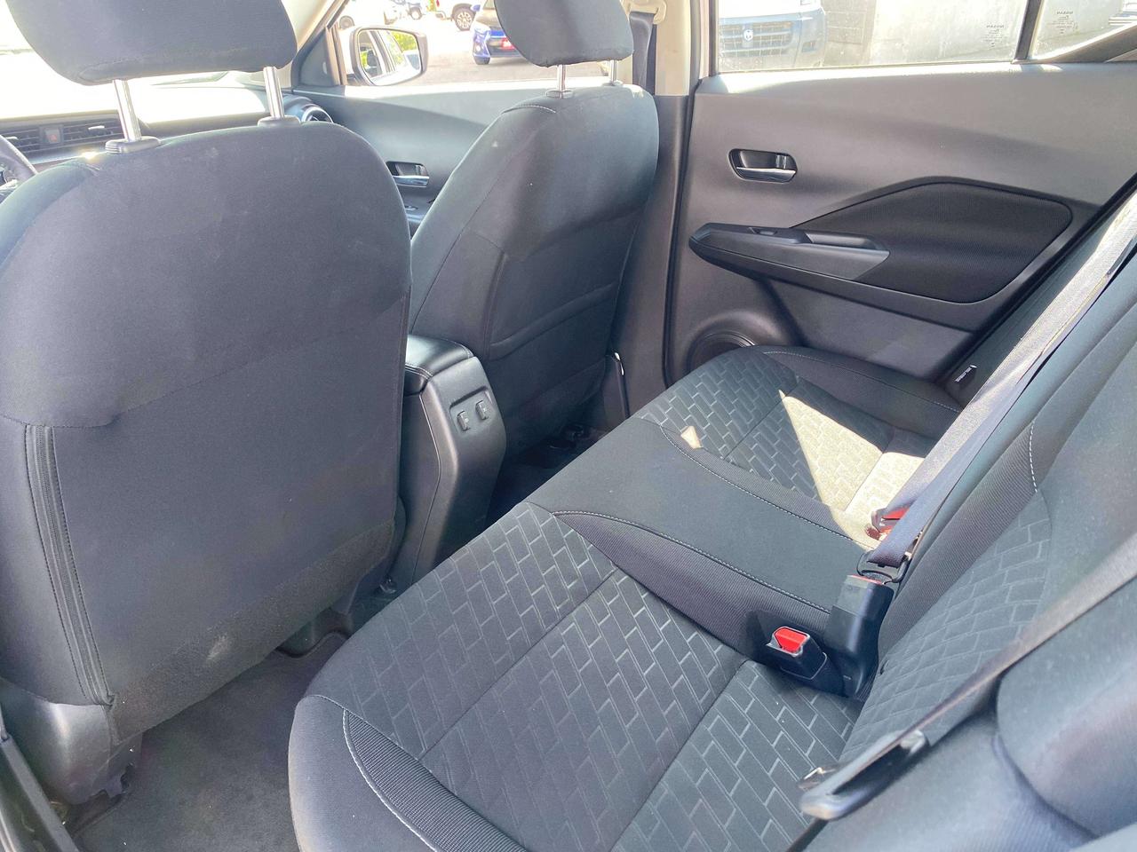 2025 Nissan Kicks SV, REMOTE START, BALANCE OF FACTORY WARRANTY! Photo