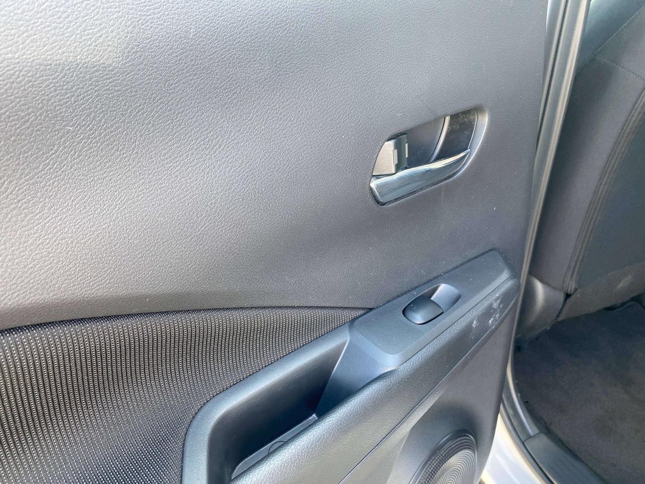2025 Nissan Kicks SV, REMOTE START, BALANCE OF FACTORY WARRANTY! - Photo #17