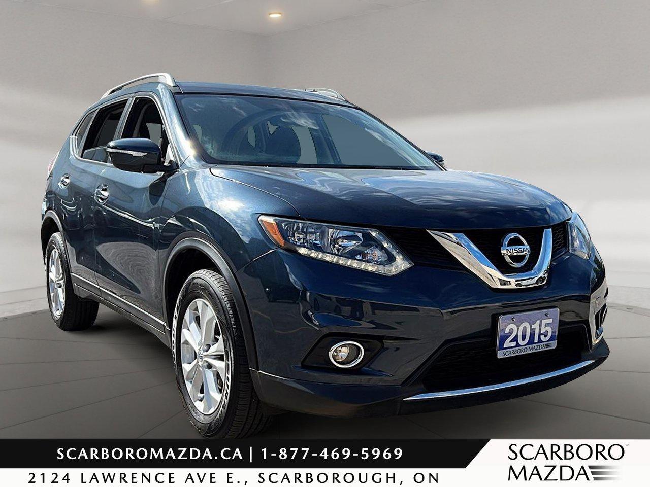 2015 Nissan Rogue SV Photo0