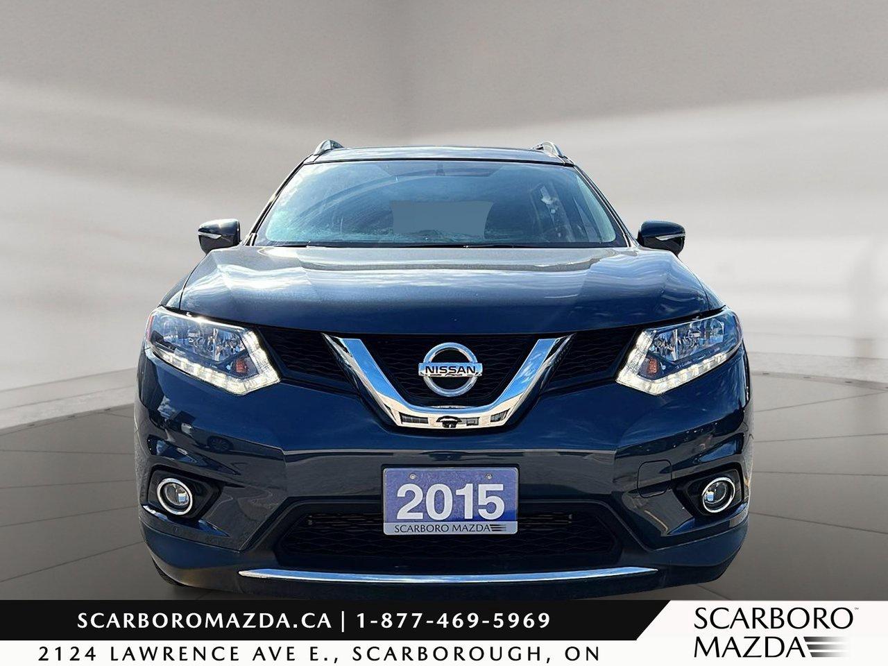 2015 Nissan Rogue SV Photo1