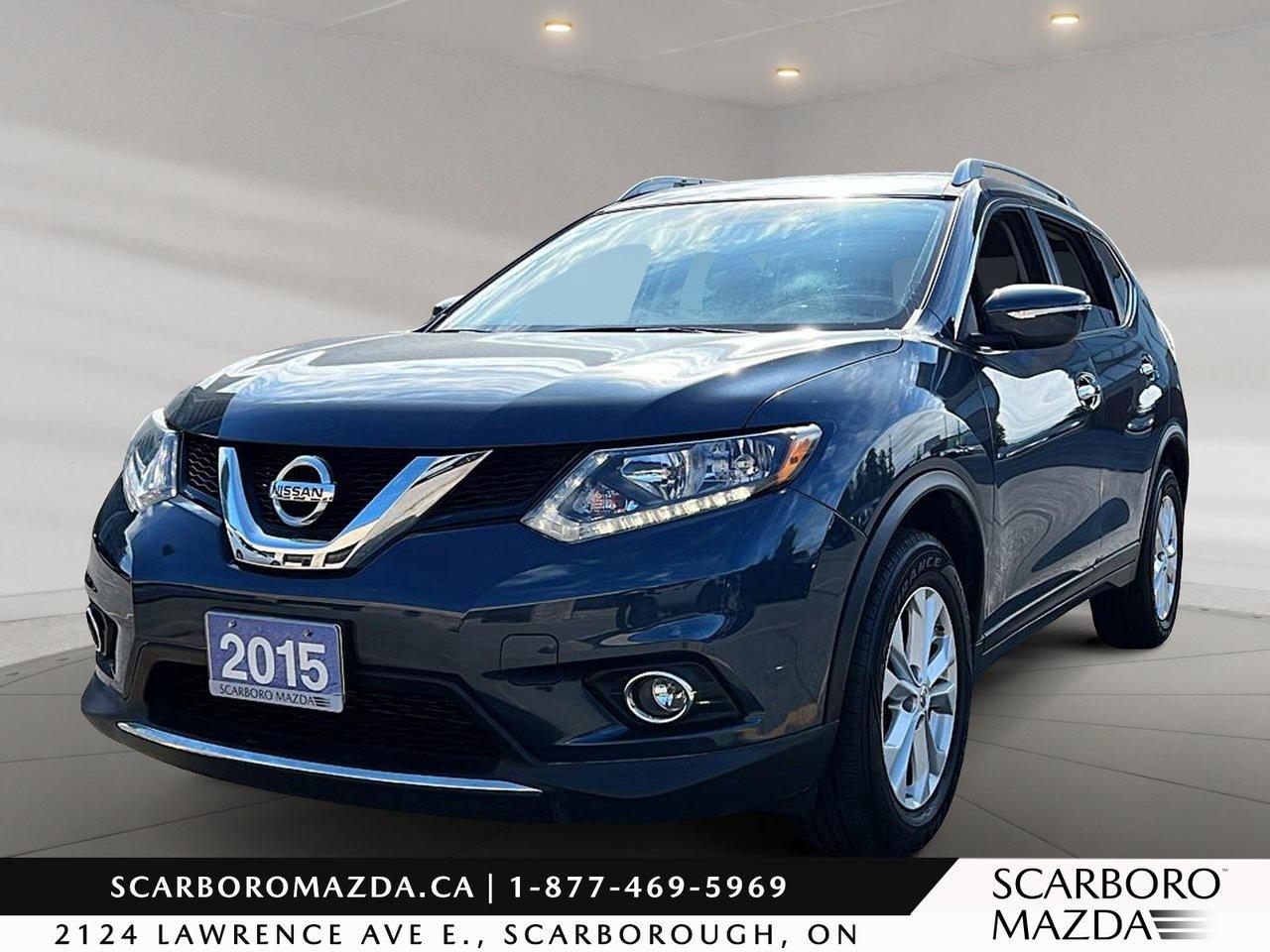2015 Nissan Rogue SV Photo