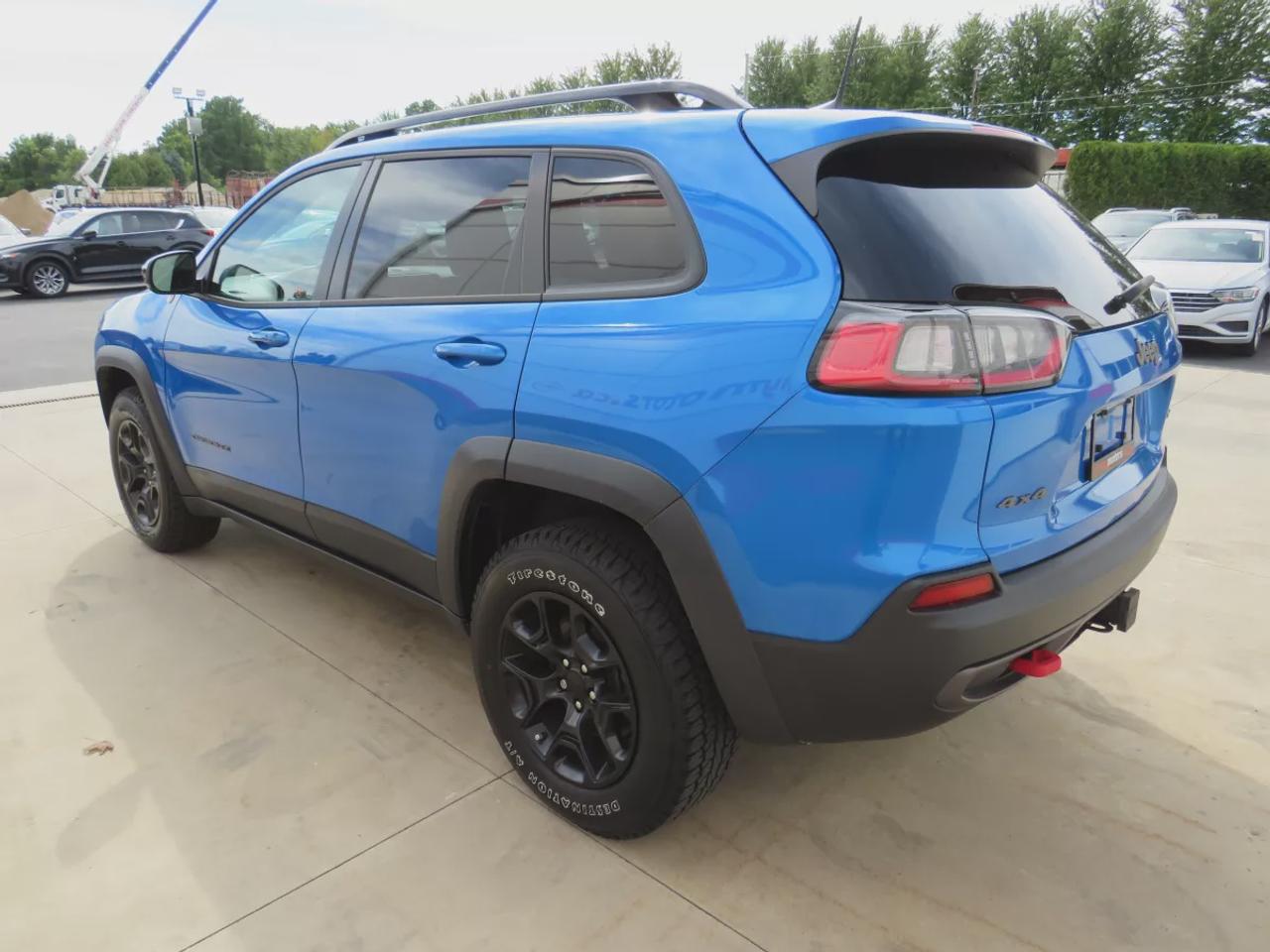 2022 Jeep Cherokee Trailhawk | 4WD | Automatic | Alloy Wheels | All-Terrain Tires | Heated Seats | Heated Steering Wheel | Power Driver Seat | Dual-Zone Climate Control | Touchscreen Display | Navigation | Bluetooth | Back-Up Camera | Blind Spot Monitor | Cross-Traffic Aler Photo