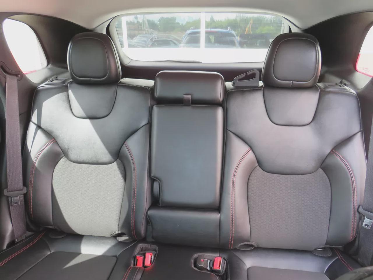 2022 Jeep Cherokee Trailhawk | 4WD | Automatic | Alloy Wheels | All-Terrain Tires | Heated Seats | Heated Steering Wheel | Power Driver Seat | Dual-Zone Climate Control | Touchscreen Display | Navigation | Bluetooth | Back-Up Camera | Blind Spot Monitor | Cross-Traffic Aler Photo