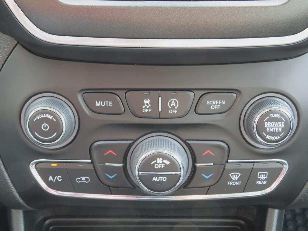 2022 Jeep Cherokee Trailhawk | 4WD | Automatic | Alloy Wheels | All-Terrain Tires | Heated Seats | Heated Steering Wheel | Power Driver Seat | Dual-Zone Climate Control | Touchscreen Display | Navigation | Bluetooth | Back-Up Camera | Blind Spot Monitor | Cross-Traffic Aler Photo