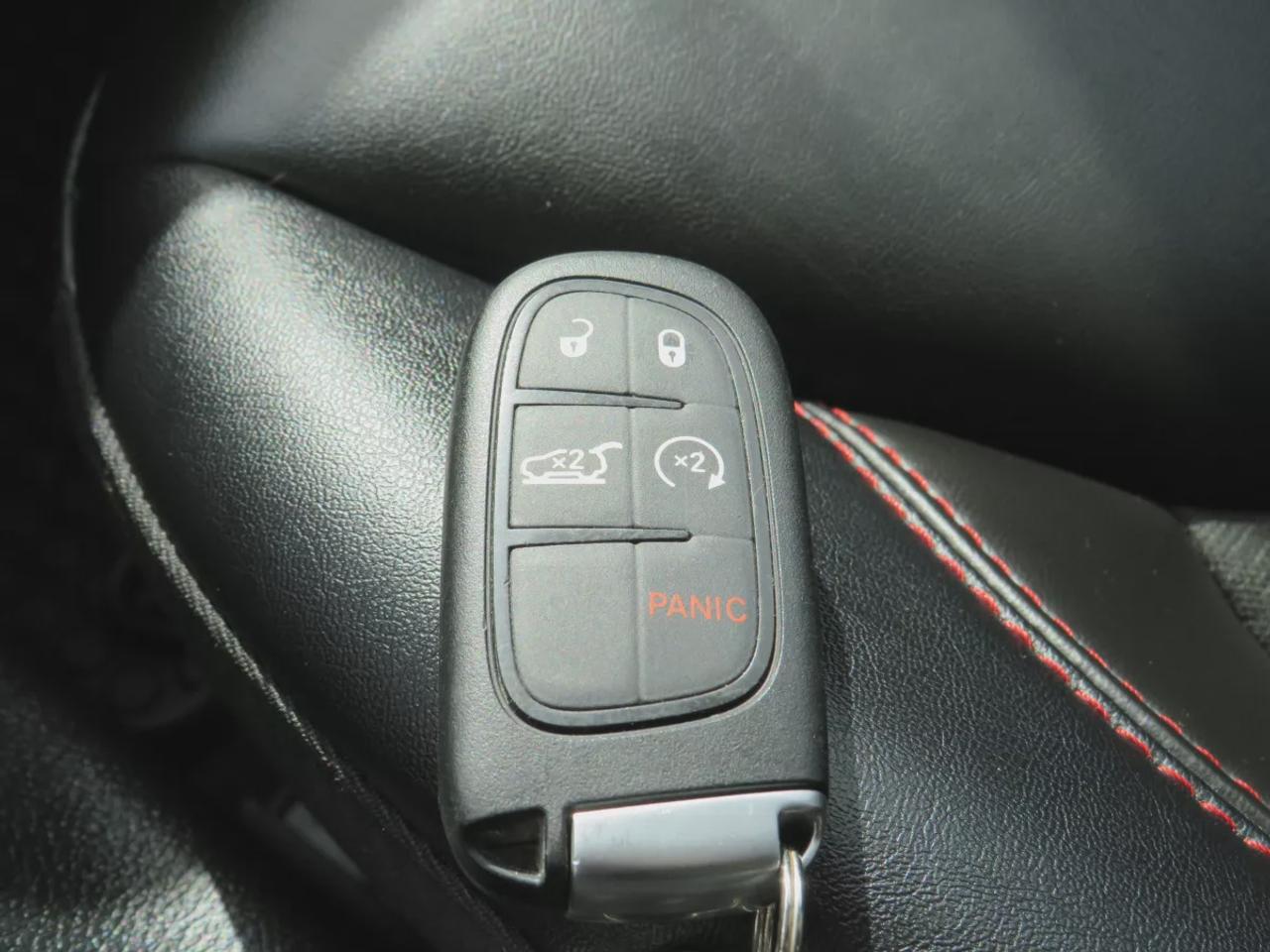 2022 Jeep Cherokee Trailhawk | 4WD | Automatic | Alloy Wheels | All-Terrain Tires | Heated Seats | Heated Steering Wheel | Power Driver Seat | Dual-Zone Climate Control | Touchscreen Display | Navigation | Bluetooth | Back-Up Camera | Blind Spot Monitor | Cross-Traffic Aler Photo