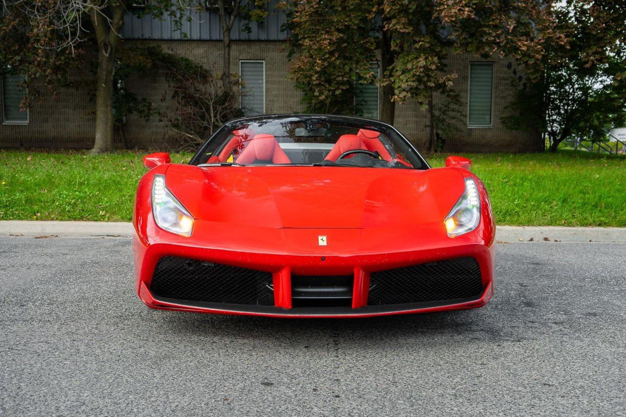2017 Ferrari 488 Spider Spider Photo1